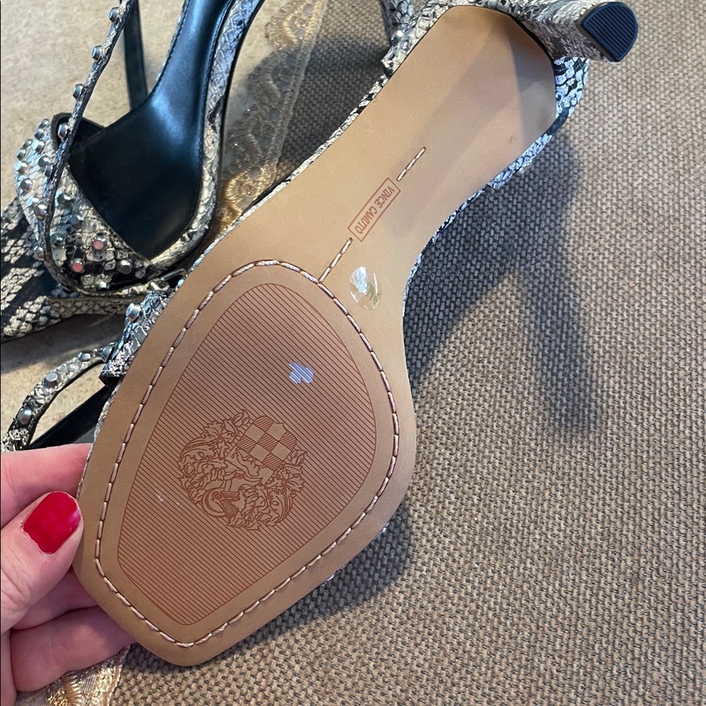 NEW Vince Camuto Womens Lorasha Studded Stiletto Heel Sandals Shoes SIZE 9 - Picture 6 of 7